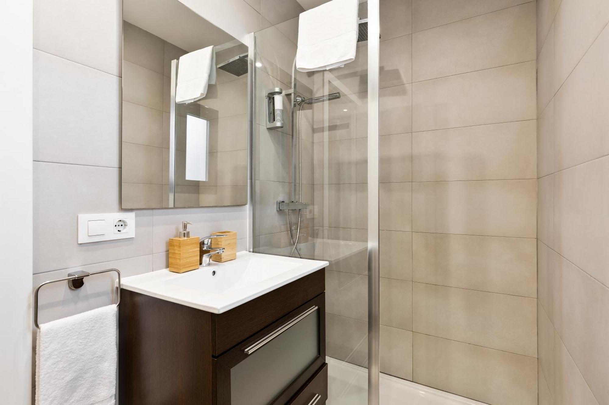 Modern Catalan Apartments By Olala Homes L'Hospitalet de Llobregat Buitenkant foto
